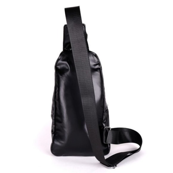 Quilted Sling Bag- Belt Bag- Black- Nylon Polyester - NWT - Picture 4 of 8